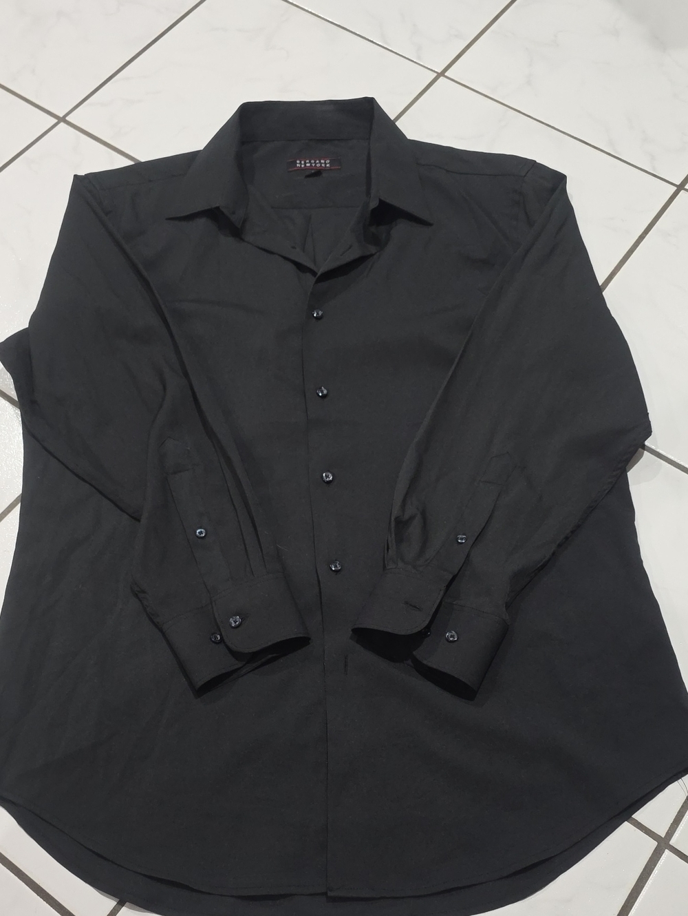 Men's Black Long-Sleeve Dress Shirt